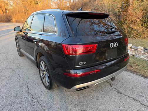 2017 Audi Q7 2.0T Premium Plus