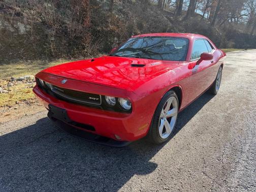 2010 Dodge Challenger SRT8