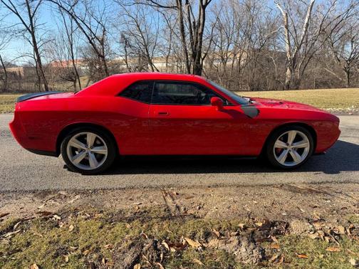 2010 Dodge Challenger SRT8