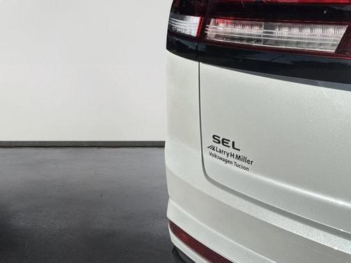 2026 Volkswagen Atlas Cross Sport 2.0T SEL