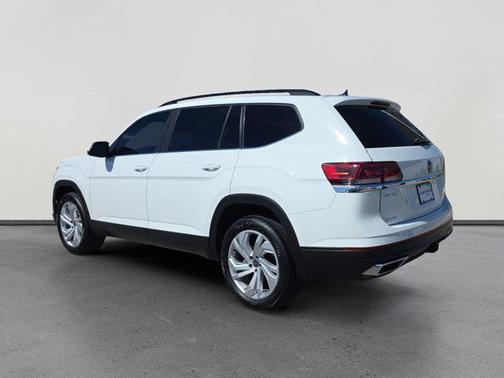 2022 Volkswagen Atlas 3.6L SE w/Technology
