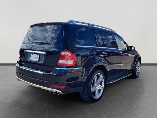 2011 Mercedes-Benz GL-Class GL 550 4MATIC