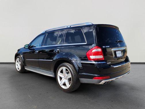 2011 Mercedes-Benz GL-Class GL 550 4MATIC