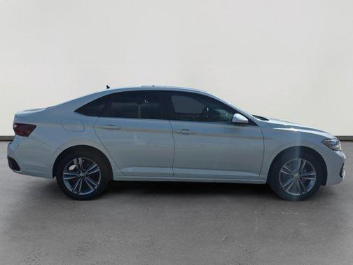 2024 Volkswagen Jetta 1.4T SE
