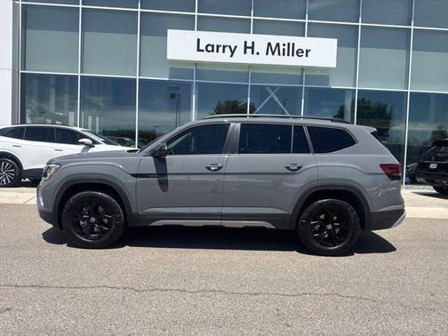 2025 Volkswagen Atlas 2.0T Peak Edition