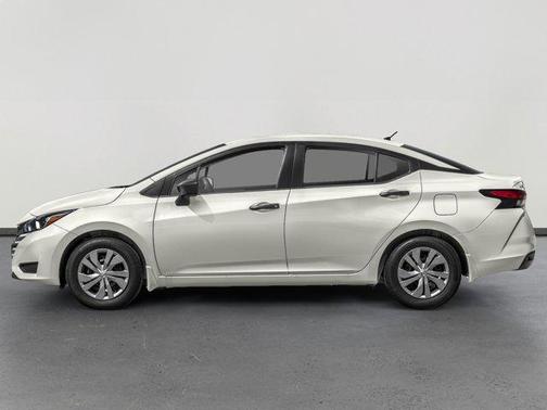 2023 Nissan Versa 1.6 S