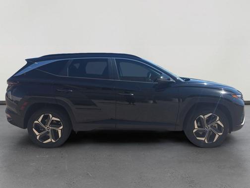 Phantom Black 2023 Hyundai TUCSON Hybrid SEL Convenience