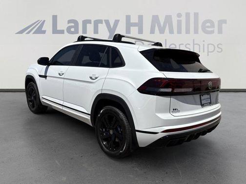 2025 Volkswagen Atlas Cross Sport 2.0T SEL