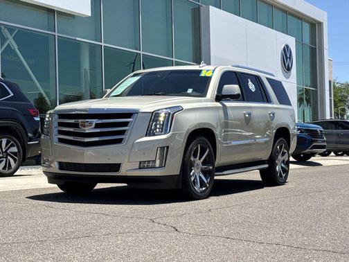 2016 Cadillac Escalade Luxury
