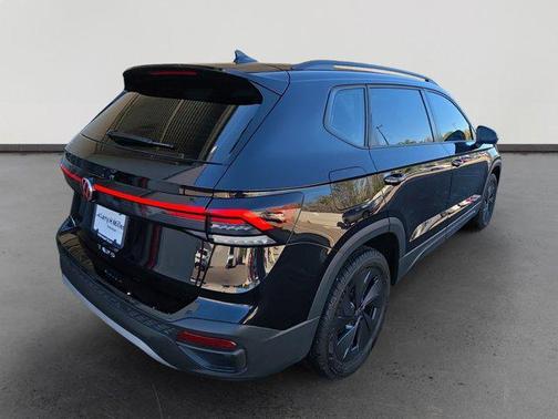 2025 Volkswagen Taos S