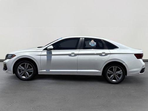 2024 Volkswagen Jetta 1.4T SE