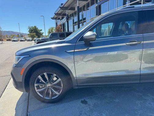 2022 Volkswagen Tiguan 2.0T SE 4MOTION