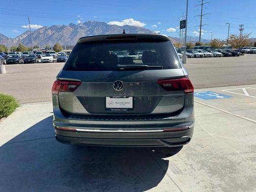 2022 Volkswagen Tiguan 2.0T SE 4MOTION