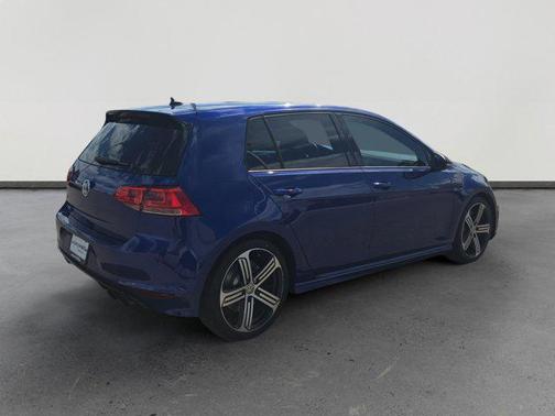 2016 Volkswagen Golf R 2.0T DSG
