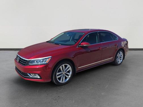 Fortana Red Metallic 2018 Volkswagen Passat 2.0T SEL Premium