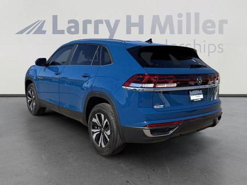 2025 Volkswagen Atlas Cross Sport 2.0T SE