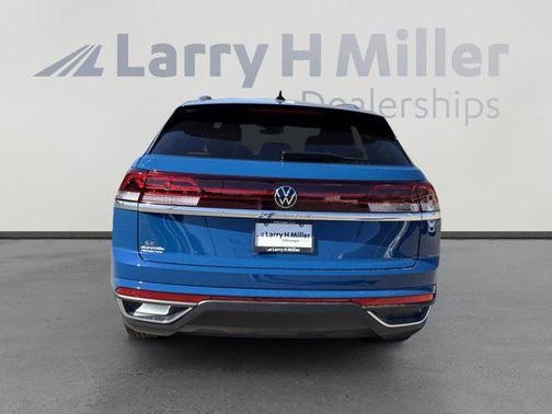 2025 Volkswagen Atlas Cross Sport 2.0T SE