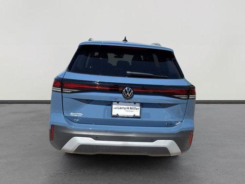 2025 Volkswagen Tiguan 2.0T SE 4MOTION