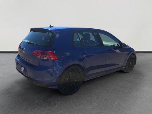 2016 Volkswagen Golf R 2.0T DSG
