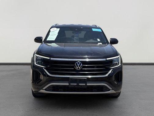 2024 Volkswagen Atlas Cross Sport 2.0T SE w/Technology 4MOTION