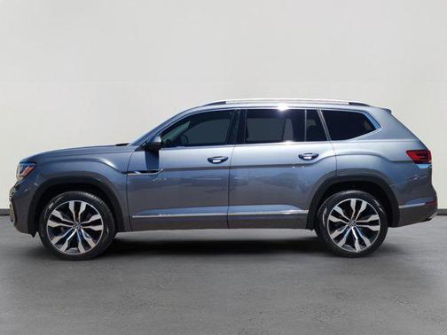 2022 Volkswagen Atlas 3.6L SEL Premium