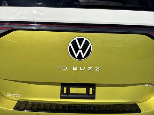 2025 Volkswagen ID. Buzz Pro S Plus