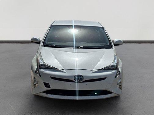 2016 Toyota Prius Three Touring