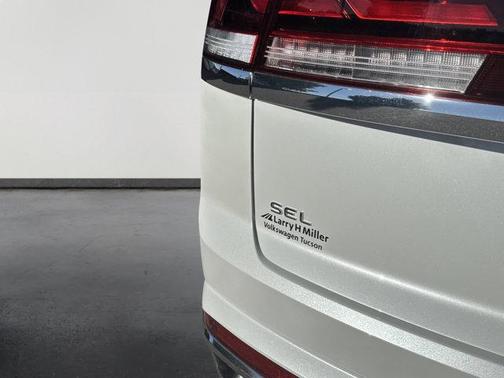 2026 Volkswagen Atlas Cross Sport 2.0T SEL