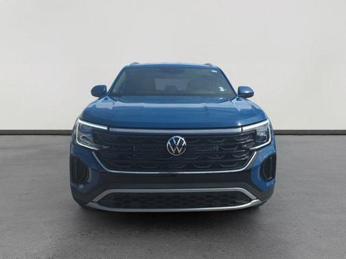 2025 Volkswagen Atlas Cross Sport 2.0T SE