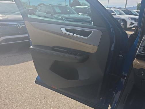 2025 Volkswagen Atlas Cross Sport 2.0T SE