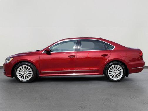 2017 Volkswagen Passat 1.8T SE