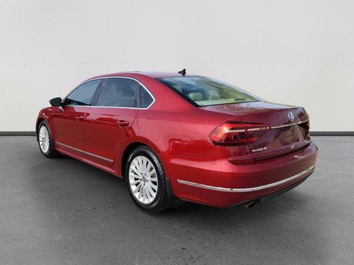 2017 Volkswagen Passat 1.8T SE