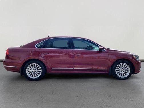2017 Volkswagen Passat 1.8T SE