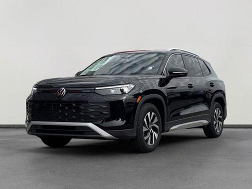 deep black pearl 2026 Volkswagen Tiguan 2.0T S