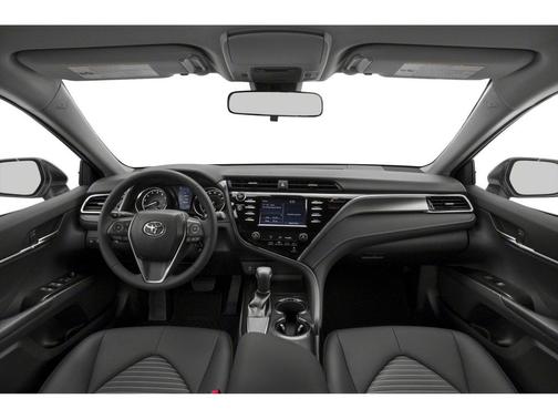 Super White 2018 Toyota Camry SE