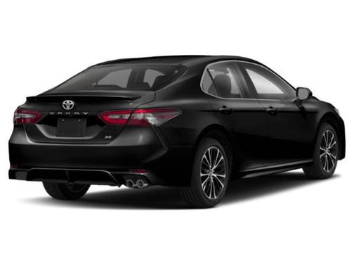 Super White 2018 Toyota Camry SE
