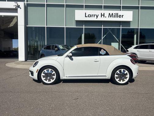 2019 Volkswagen Beetle 2.0T SE