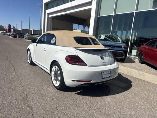 2019 Volkswagen Beetle 2.0T SE