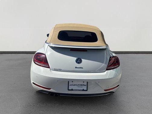 2019 Volkswagen Beetle 2.0T SE