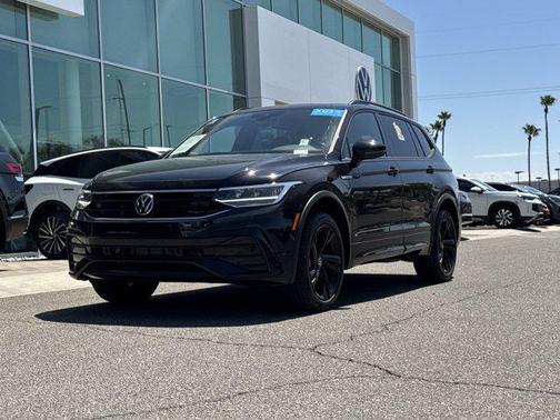2023 Volkswagen Tiguan 2.0T SE R-Line Black 4MOTION