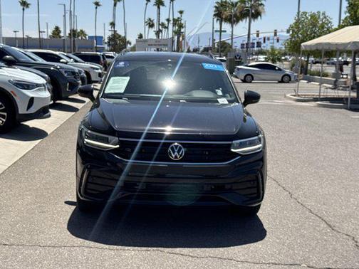 2023 Volkswagen Tiguan 2.0T SE R-Line Black 4MOTION