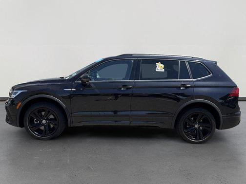 2023 Volkswagen Tiguan 2.0T SE R-Line Black 4MOTION