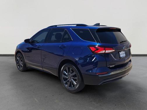 Blue Glow Metallic 2023 Chevrolet Equinox RS