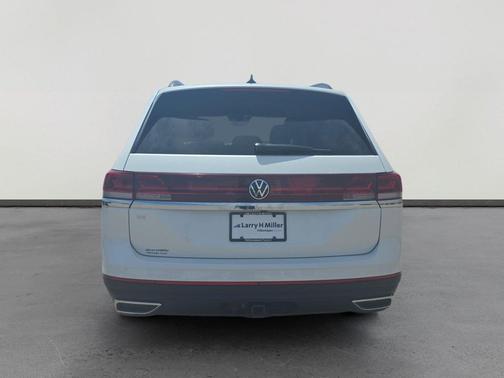 opal white pearl 2026 Volkswagen Atlas 2.0T SE w/Technology