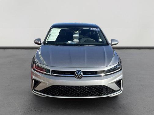 2025 Volkswagen Jetta 1.4T SE