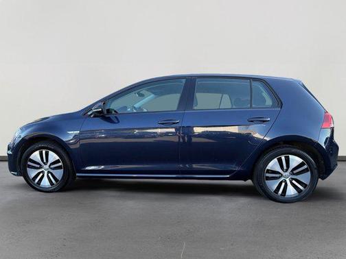 2016 Volkswagen e-Golf SE