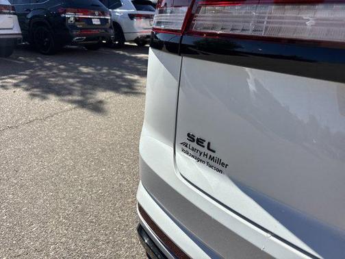 2026 Volkswagen Atlas Cross Sport 2.0T SEL