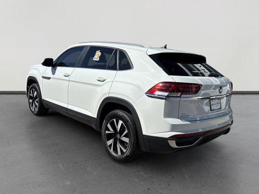 2022 Volkswagen Atlas Cross Sport 2.0T SE