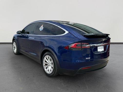 2021 Tesla Model X Long Range