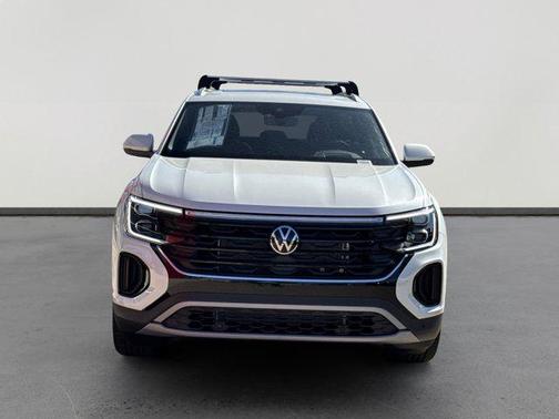 2026 Volkswagen Atlas Cross Sport 2.0T SEL